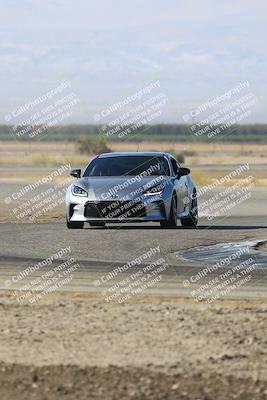 media/Sep-14-2025-Speed Ventures (Sun) [[b2951cd086]]/Black/Session 1 (Cotton Corners)/